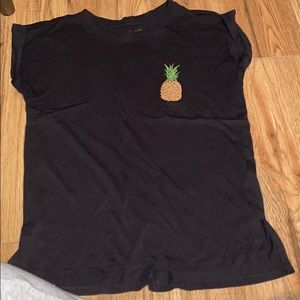 Shirt with pineapple